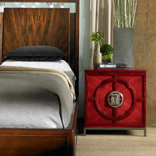 Inspiration for a zen bedroom remodel in Miami