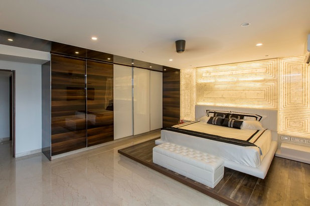 Contemporary Bedroom by DESIGN CAFE
