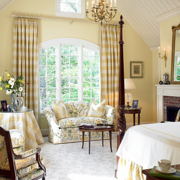 Charles River Country House