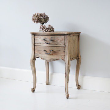 Chateauneuf Bedside Table