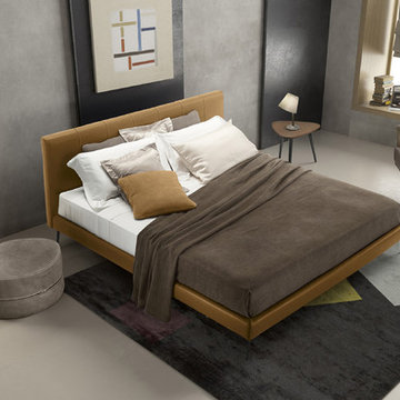 Clio Leather Platform Bed by Gamma