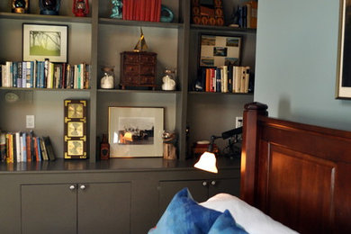 Example of a mid-sized trendy master carpeted bedroom design in Boston with gray walls