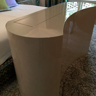 Inspiration for a small modern master bedroom remodel in San Diego