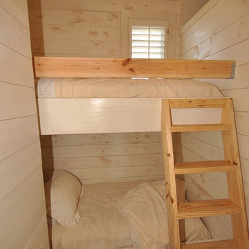 Coastal Bay House kids bunk room