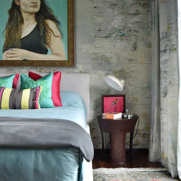 Contemporary Artistic Bedroom Decor