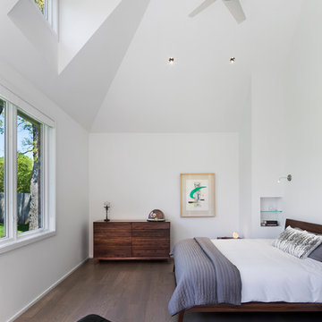 Contemporary design and finishes - master bedroom