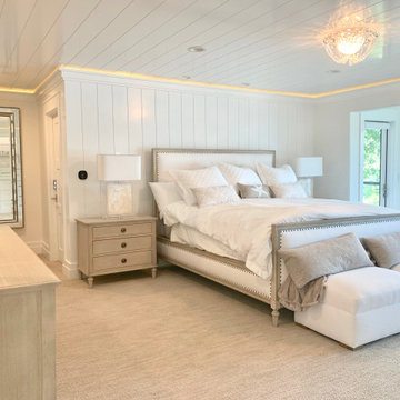Contemporary Waterfront Master Bedroom — Lake Arrowhead, California