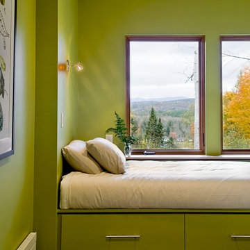 Contemporary Weekend House Sugar Hill NH