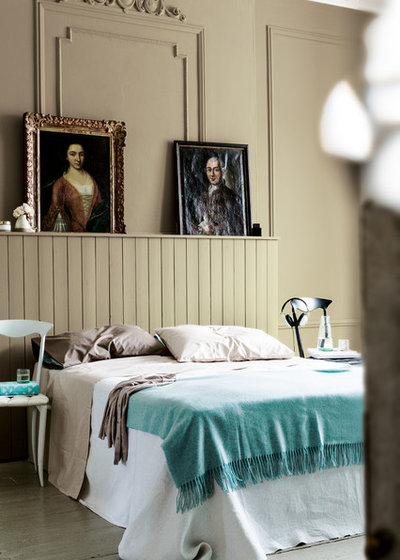 Traditional Bedroom by Dulux