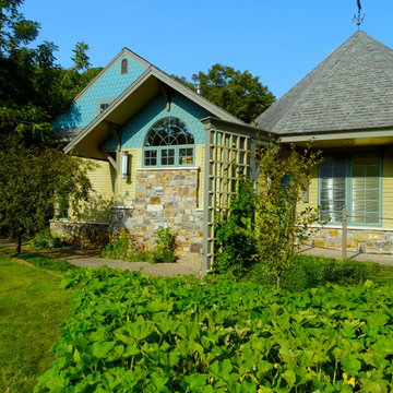 Cottage Addition & Renovation