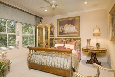 ヒューストンにあるトラディショナルスタイルのおしゃれな寝室のインテリア
