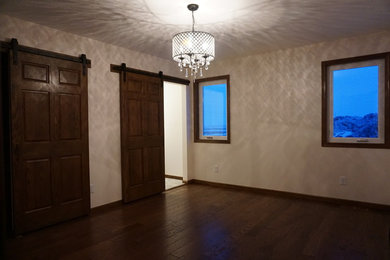 Imagen de dormitorio tradicional renovado de tamaño medio