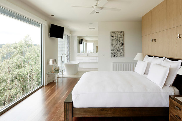 Contemporary Bedroom by MG Design & Building Pty Ltd