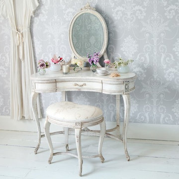 Delphine Shabby Chic Dressing Table