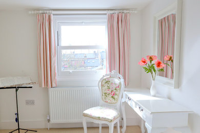Bedroom - cottage bedroom idea in London
