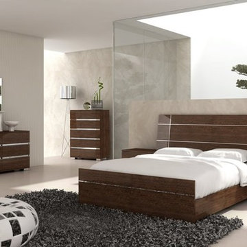 Dream Modern Bedroom Set in Walnut - $2707.10