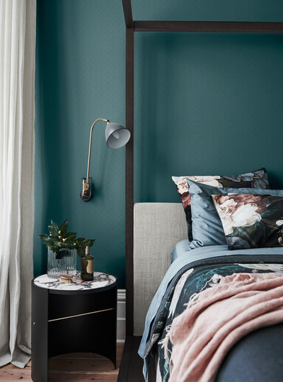 Contemporary Bedroom by Dulux Paint