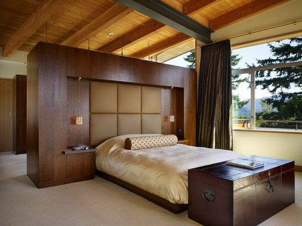 Modern Bedroom by DeForest Architects