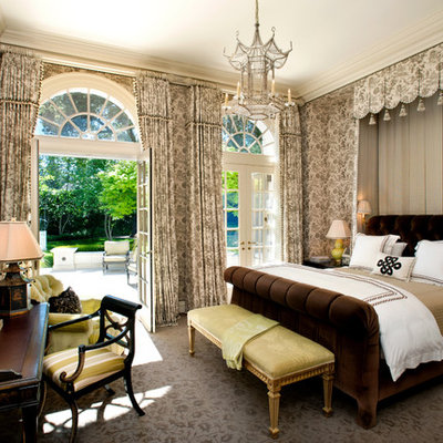 Bedroom - traditional bedroom idea in San Francisco with beige walls