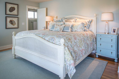 Elegant bedroom photo in Wilmington