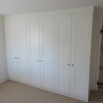 Fitted Hinged Wardrobe with Sensio lights