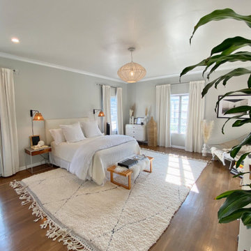 Flores Bedroom