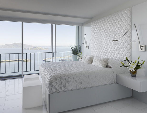 Modern Bedroom by Mark English Architects, AIA