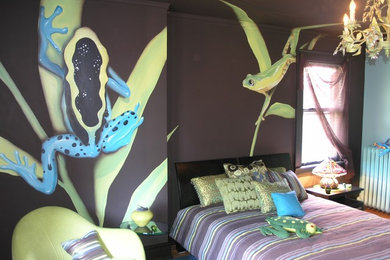 ミルウォーキーにあるエクレクティックスタイルのおしゃれな寝室のインテリア