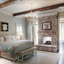 Traditional Bedroom by Gabriel Builders Inc.