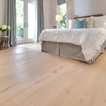 Gallery 21 Distressed - Legno Bastone Wide Plank Flooring