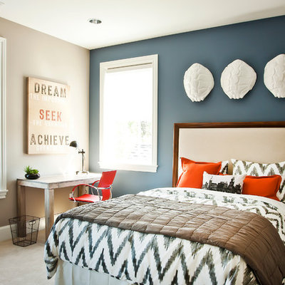 Bedroom - contemporary carpeted bedroom idea in Portland with gray walls