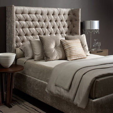 Glam. upholsterd Bed