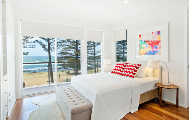 Beach Style Bedroom by Habitat Studio Architects