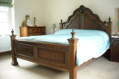 Inspiration for a large traditional bedroom in Gloucestershire.