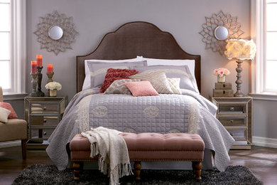 Inspiration for a contemporary bedroom remodel in Cedar Rapids