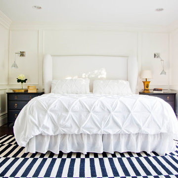 GRAPHIC MASTER BEDROOM