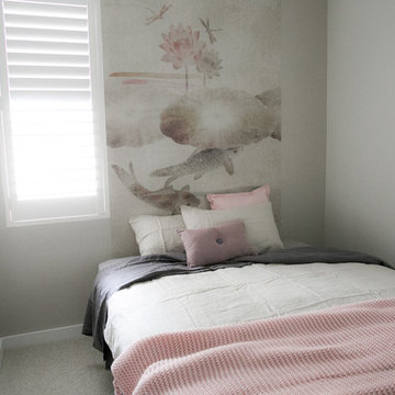 Guest bedroom wallpaper