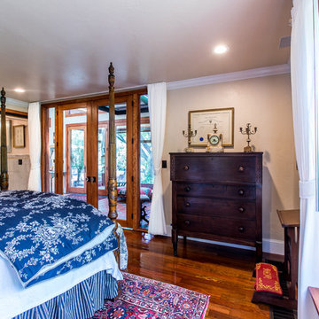 Guest Suite, Traditional Home
