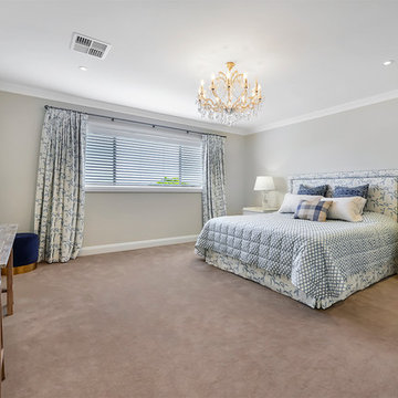 Hampton's look with Australian Sensibility