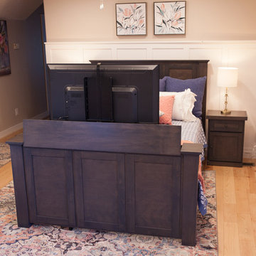 Hartford TV Bed with Driftwood Finish