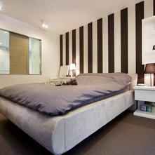 Modern Bedroom by S.I.D.Ltd.