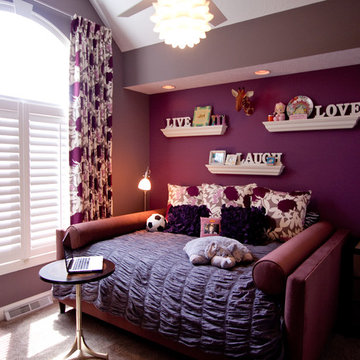 Highland Heights Teen Bedroom