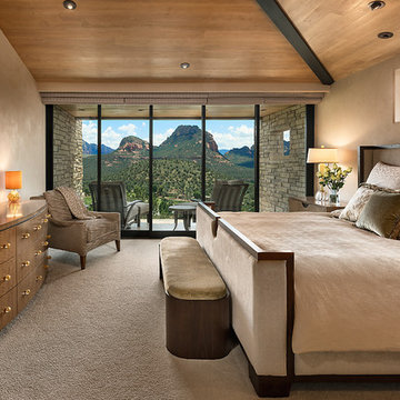 Hilltop Residence - Bedroom