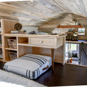 Hollywood Actor's Off Grid Tiny Home