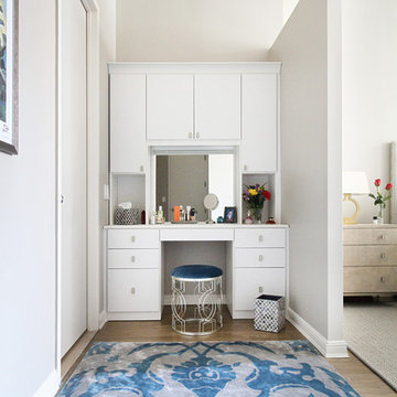 Hollywood Glam Master Bedroom: Dressing Alcove