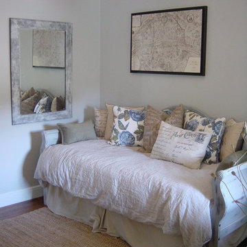 Home Office/Guest Room