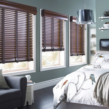 Horizontal Wood Blinds for the Bedroom