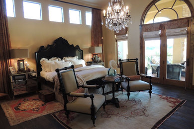オースティンにある地中海スタイルのおしゃれな寝室