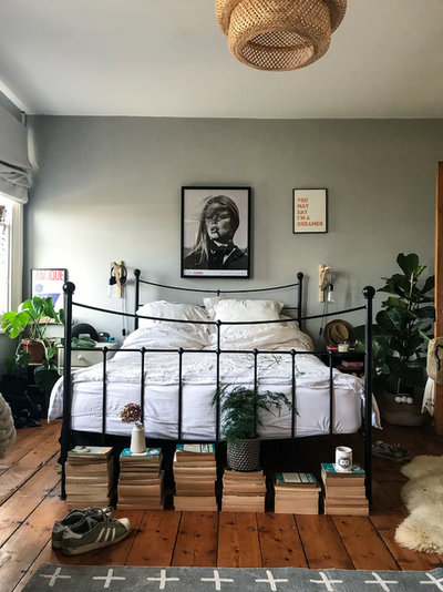 Scandinavian Bedroom by Dee Campling