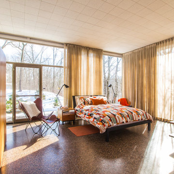 Houzz TV: See What It’s Like to Live in a Glass House